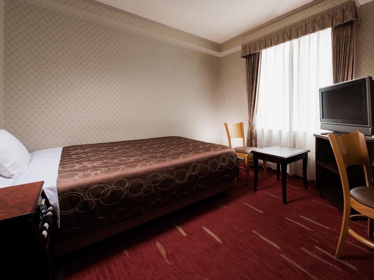 Takarazuka Hotel Exteriör bild