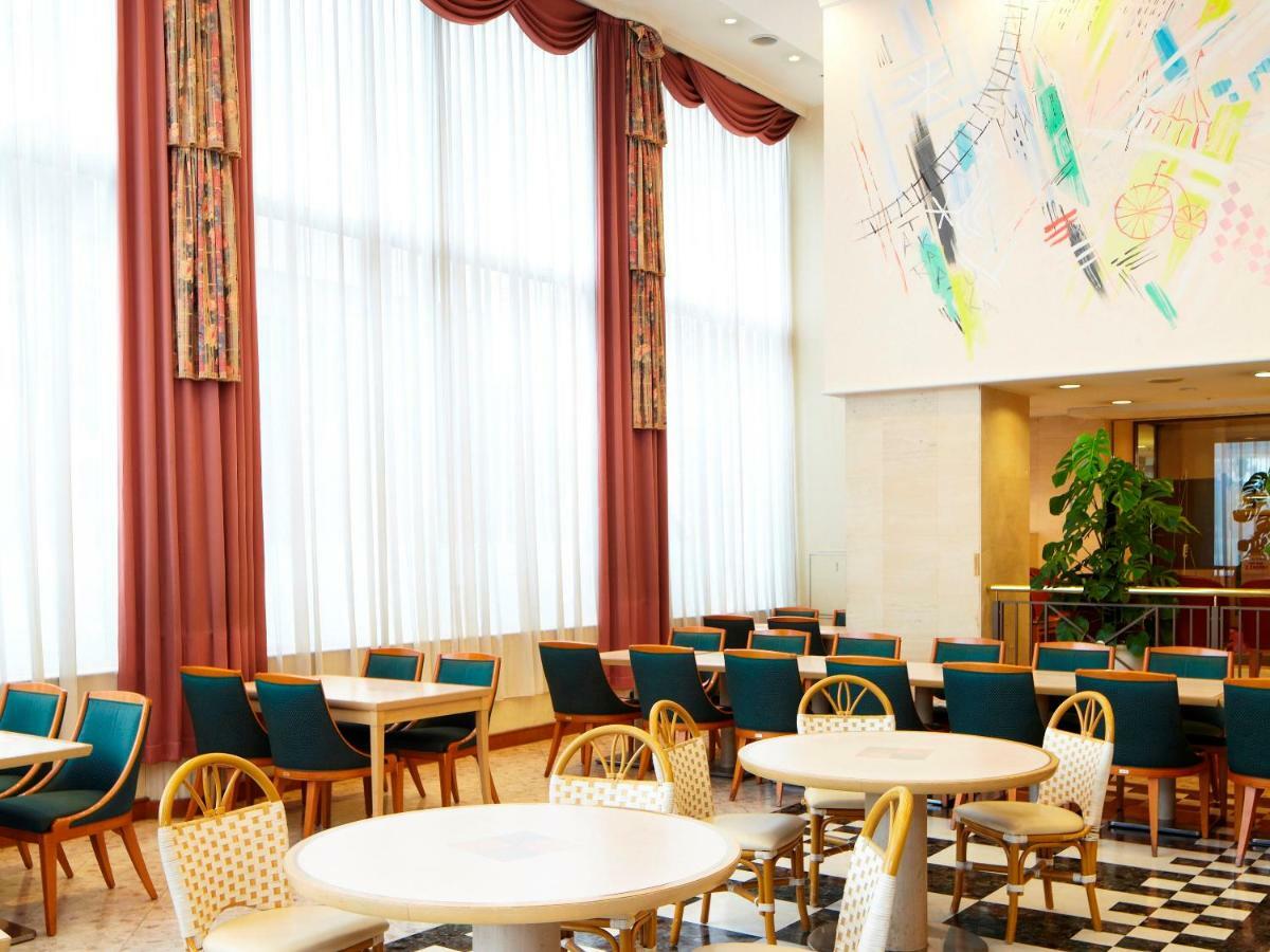 Takarazuka Hotel Exteriör bild